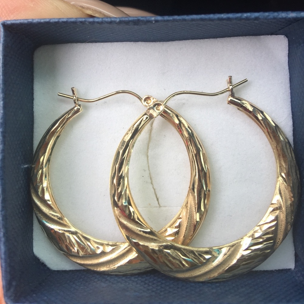 10k Gold earrings